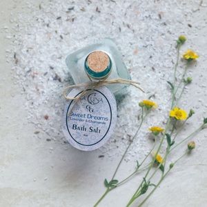 LaCuna Sweet Dreams Lavender & Chamomile Bath Salt